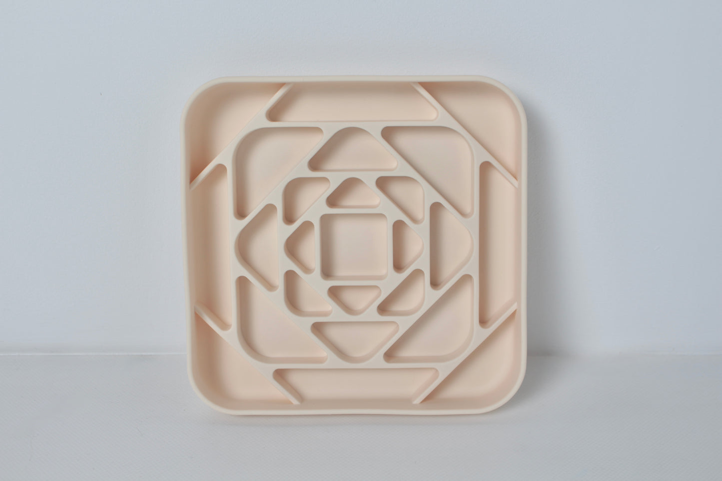 The Slow Snout (Toasted Almond)