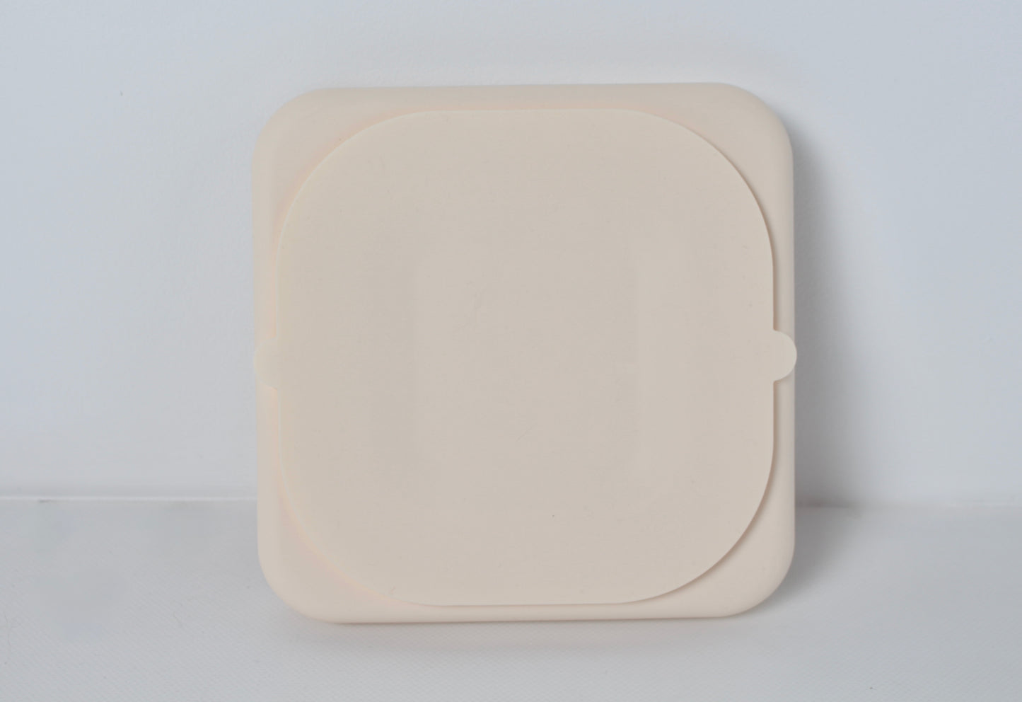 The Slow Snout (Toasted Almond)